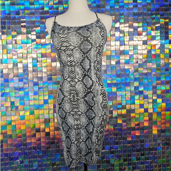 Snake Print Bodycon Mini Dress Spaghetti Straps Backless Cutout - Picture 2 of 7